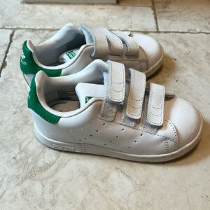 Kids Adidas Stan Smith 9K unisex boy or girl casual